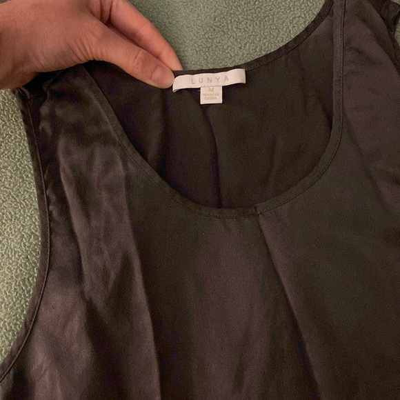 EUC Lunya Washable Silk Tank Set - Picture 6 of 7